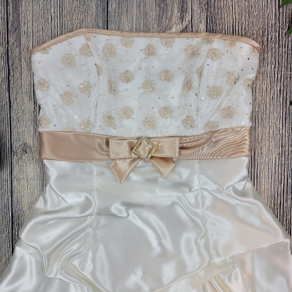 Jessica McClintock for Gunne Sax Floral Embroidered Bejeweled Satin Dress - Picture 2 of 11